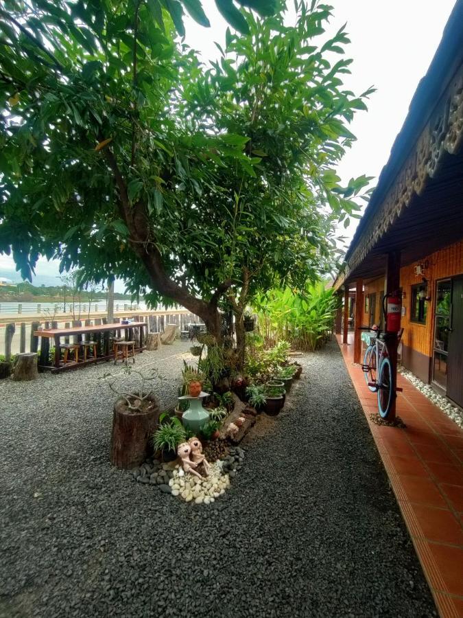 Rim Than View Resort 乌汶 外观 照片